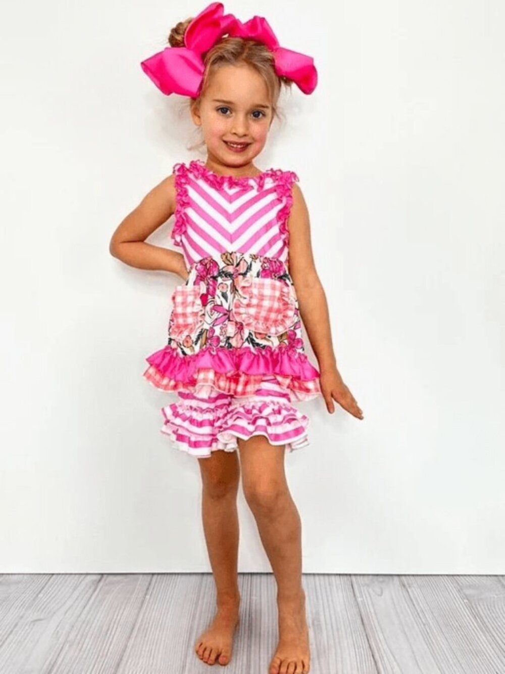 Wispy Magenta Shorts Set